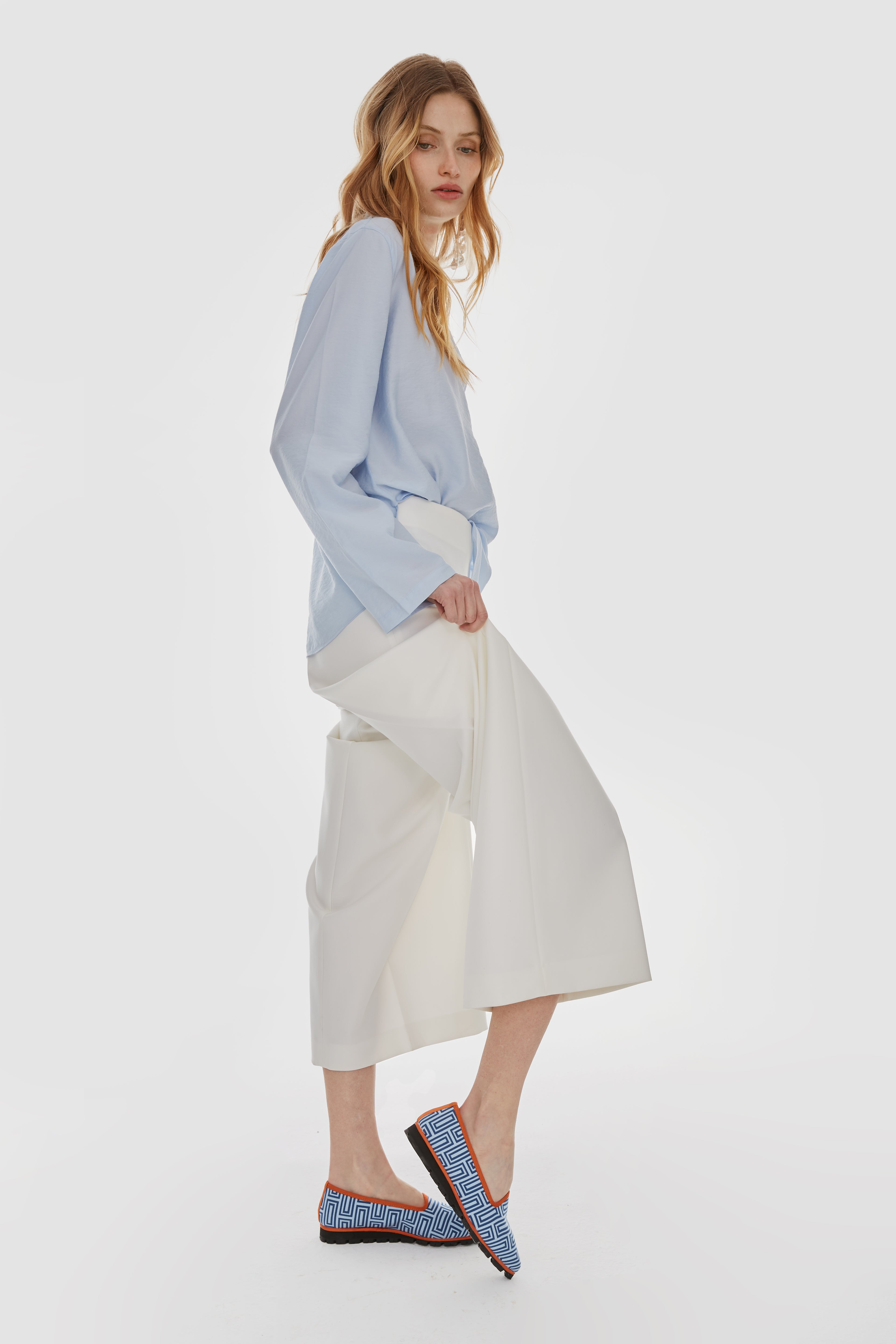 Alción Plus Slippers by Lorenzo Castillo