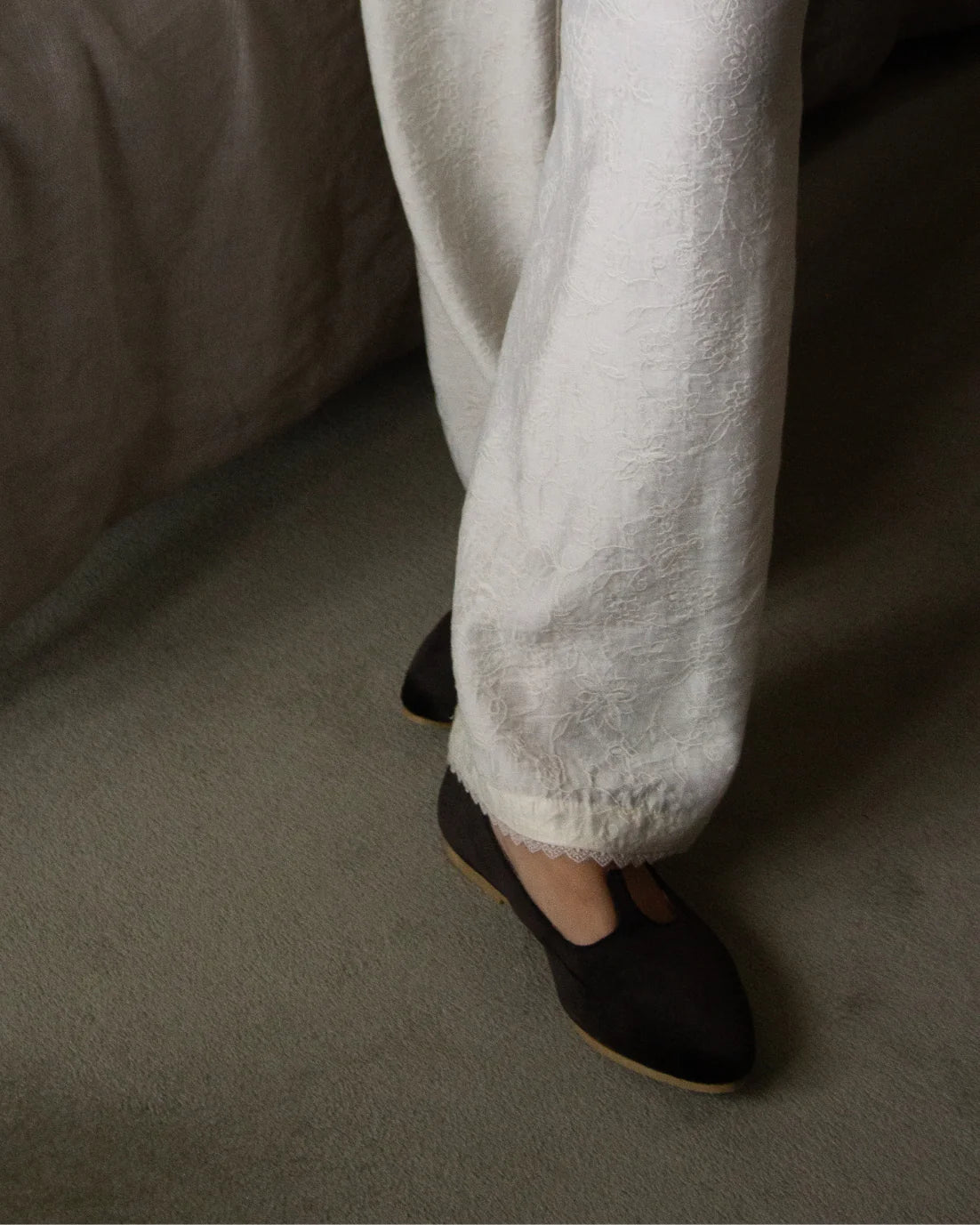 Slippers IQ Home Terciopelo Marrón