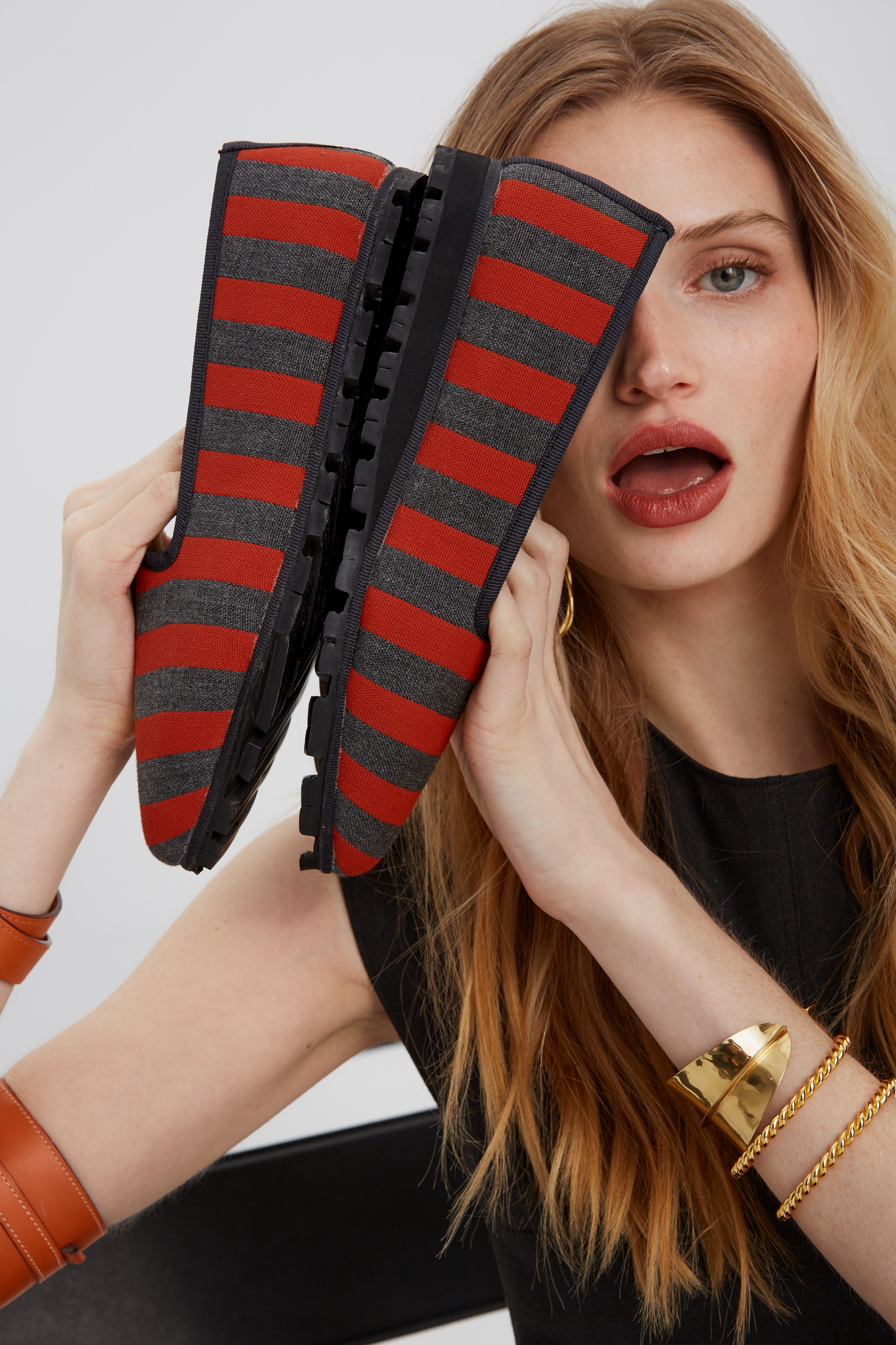 Esterope Slippers by Lorenzo Castillo