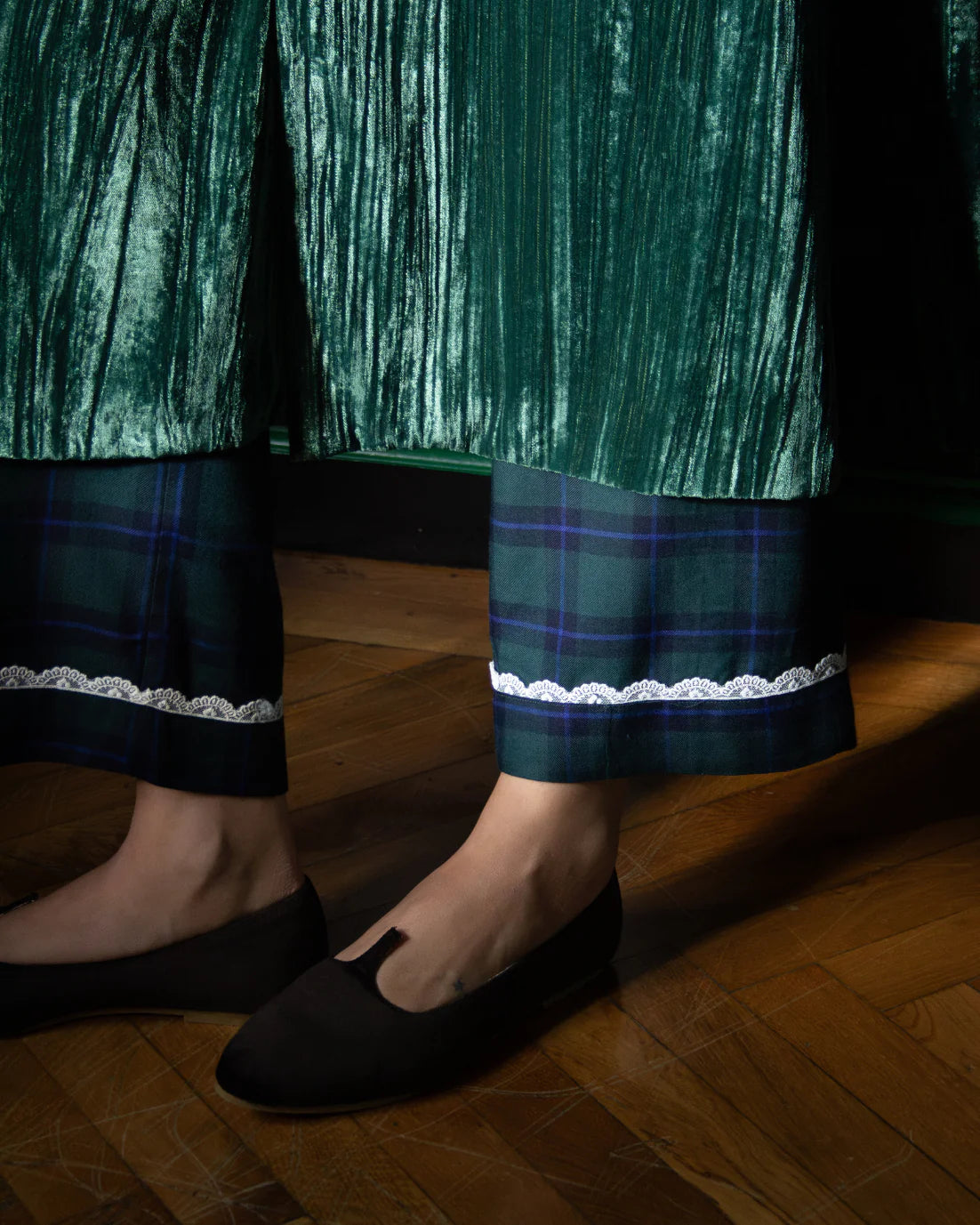 Slippers IQ Home Terciopelo Marrón