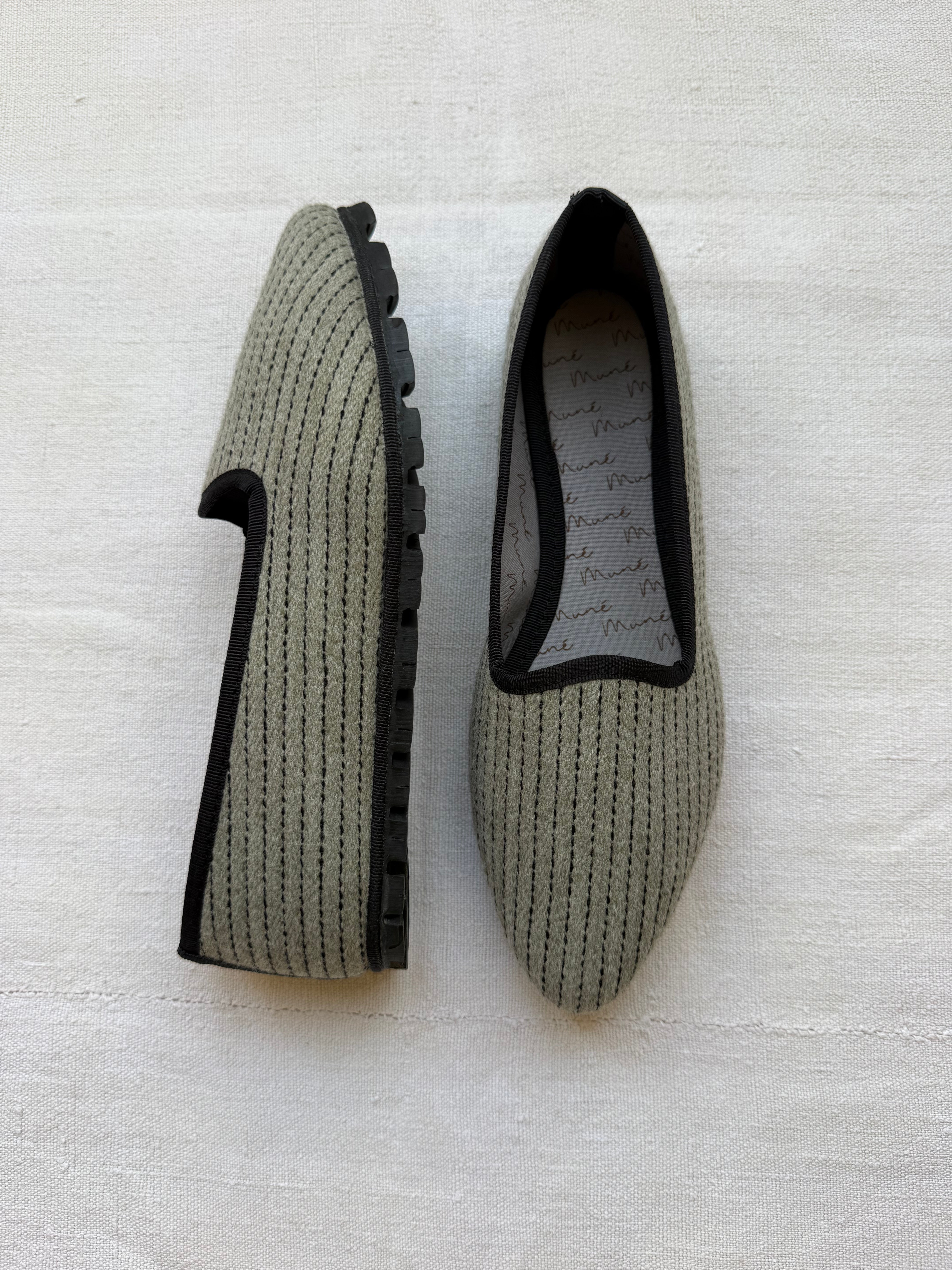Slippers Diplomático Gris