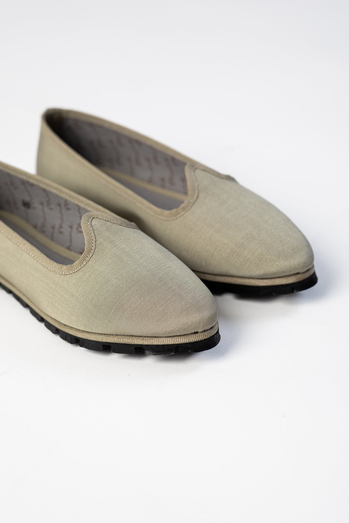 Slippers Pitti Moiré Hielo