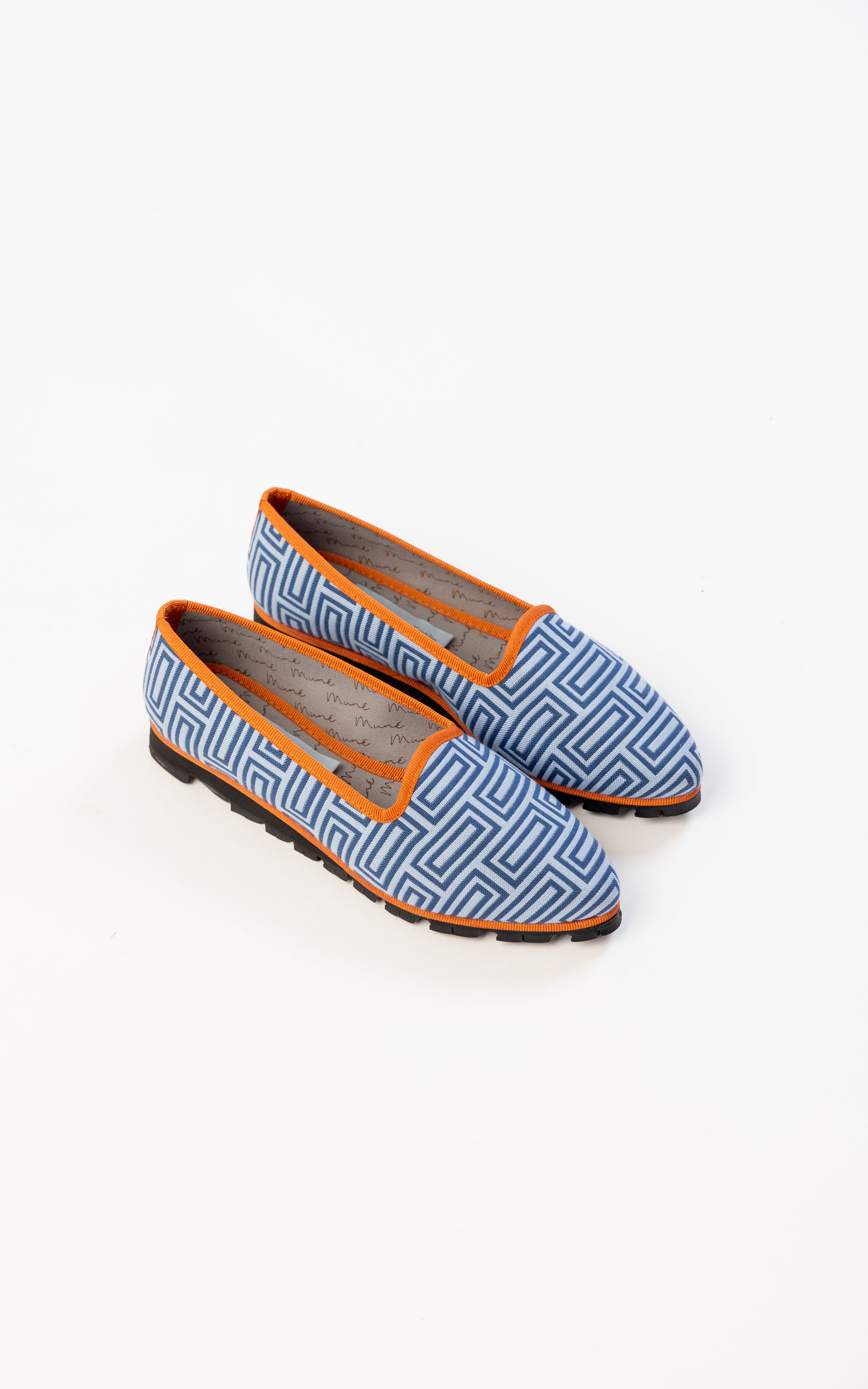 Alción Plus Slippers by Lorenzo Castillo