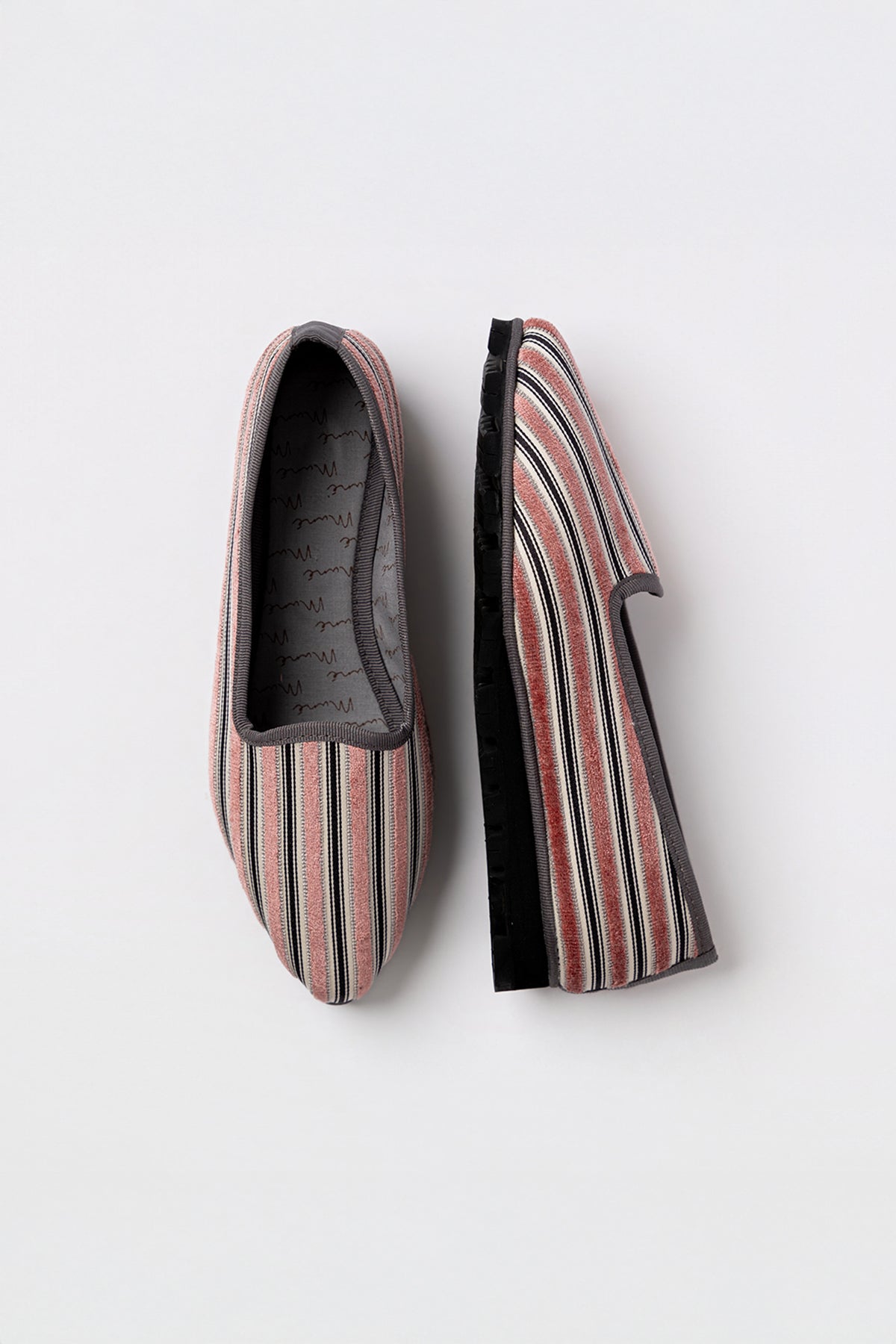 Slippers Clara Plus by Lorenzo Castillo