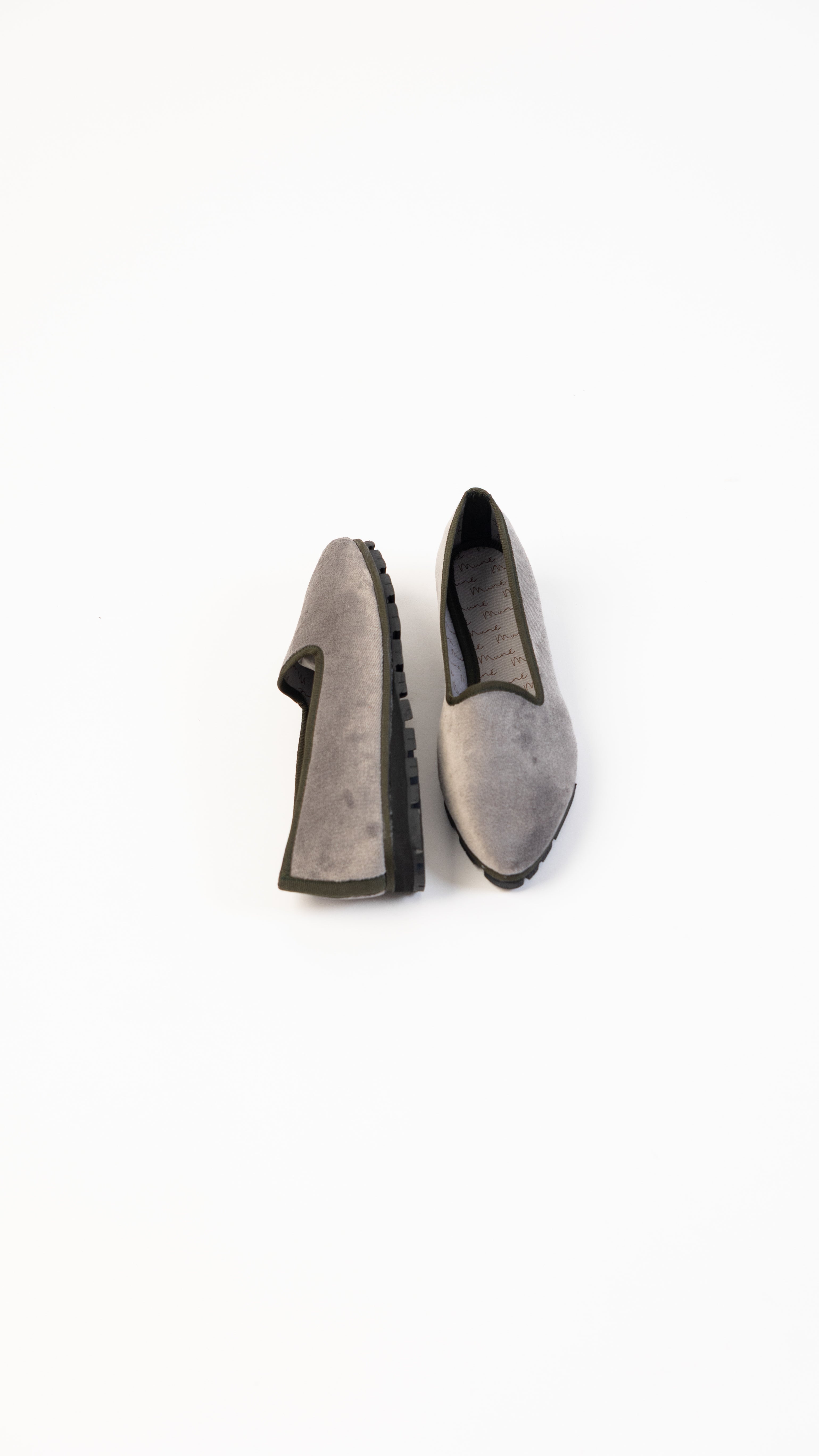 Slippers Terciopelo Gris Plus