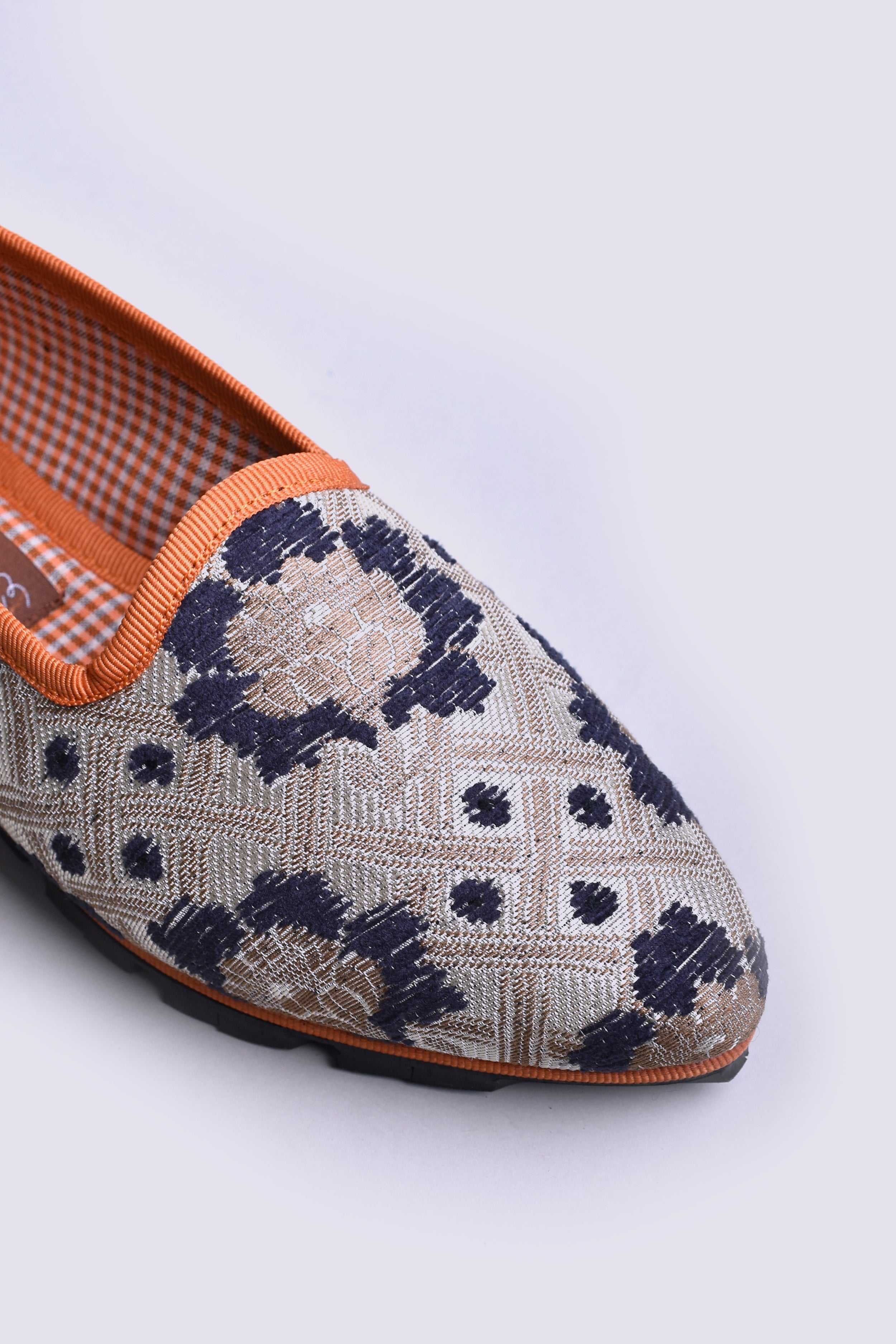 Slippers Florentina Plus by Lorenzo Castillo