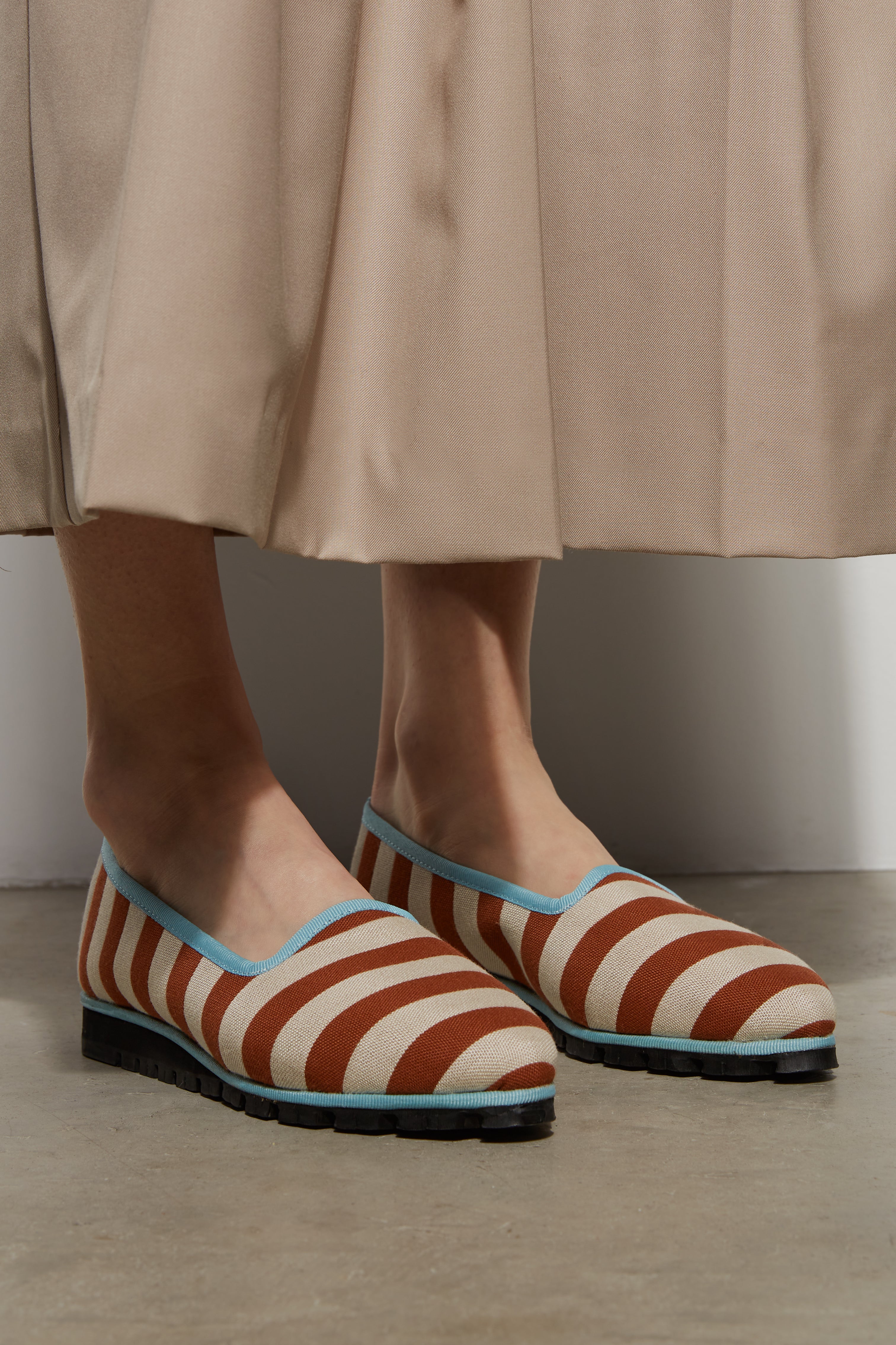 Mereope Plus Slippers by Lorenzo Castillo