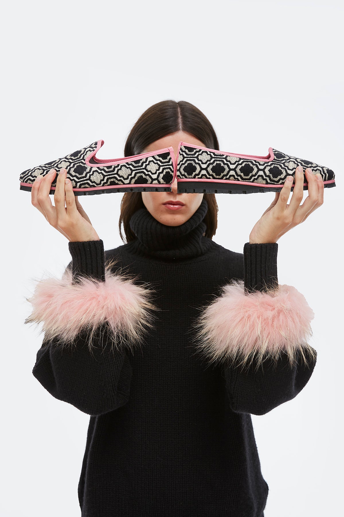 Slippers Celeno Plus by Lorenzo Castillo