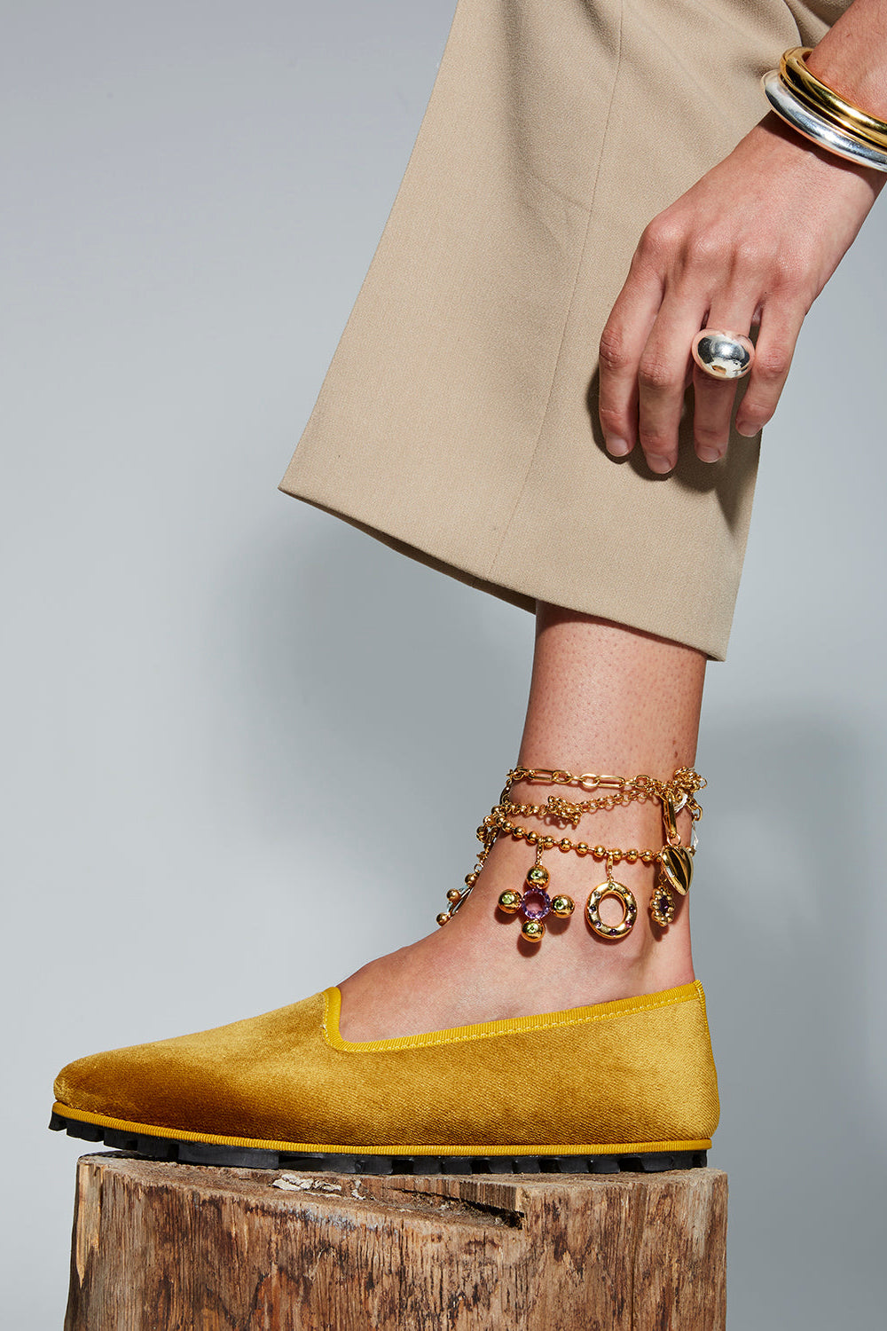 Slippers Terciopelo Oro Viejo