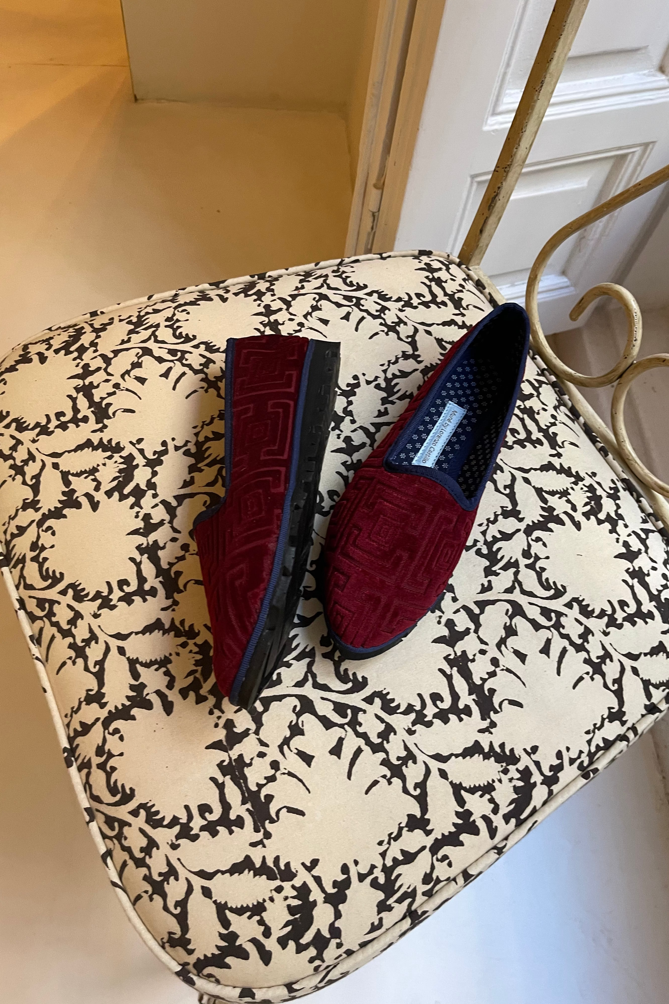 Slippers Munia Plus by Lorenzo Castillo