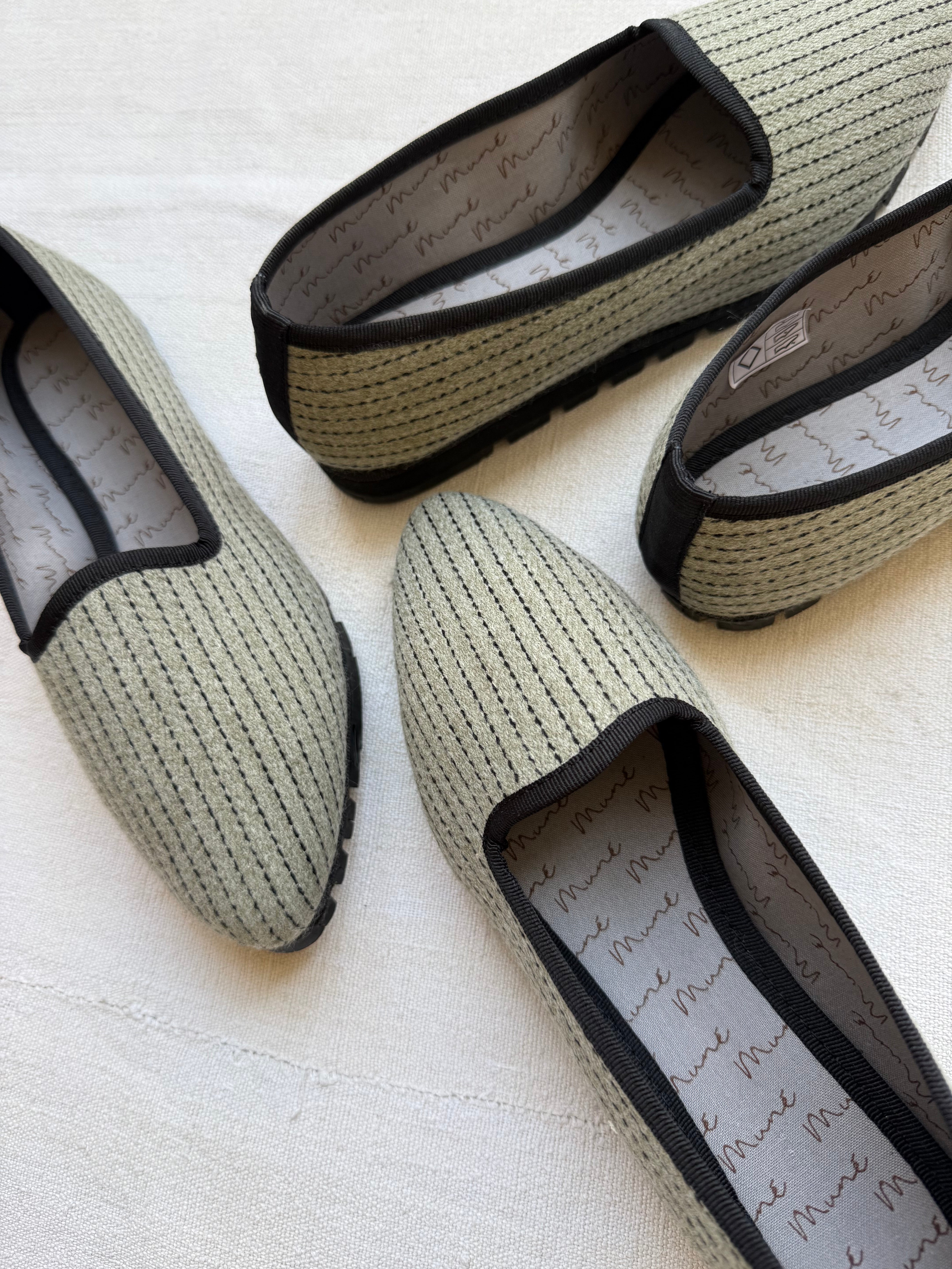 Diplomatic Slippers Grey Plus