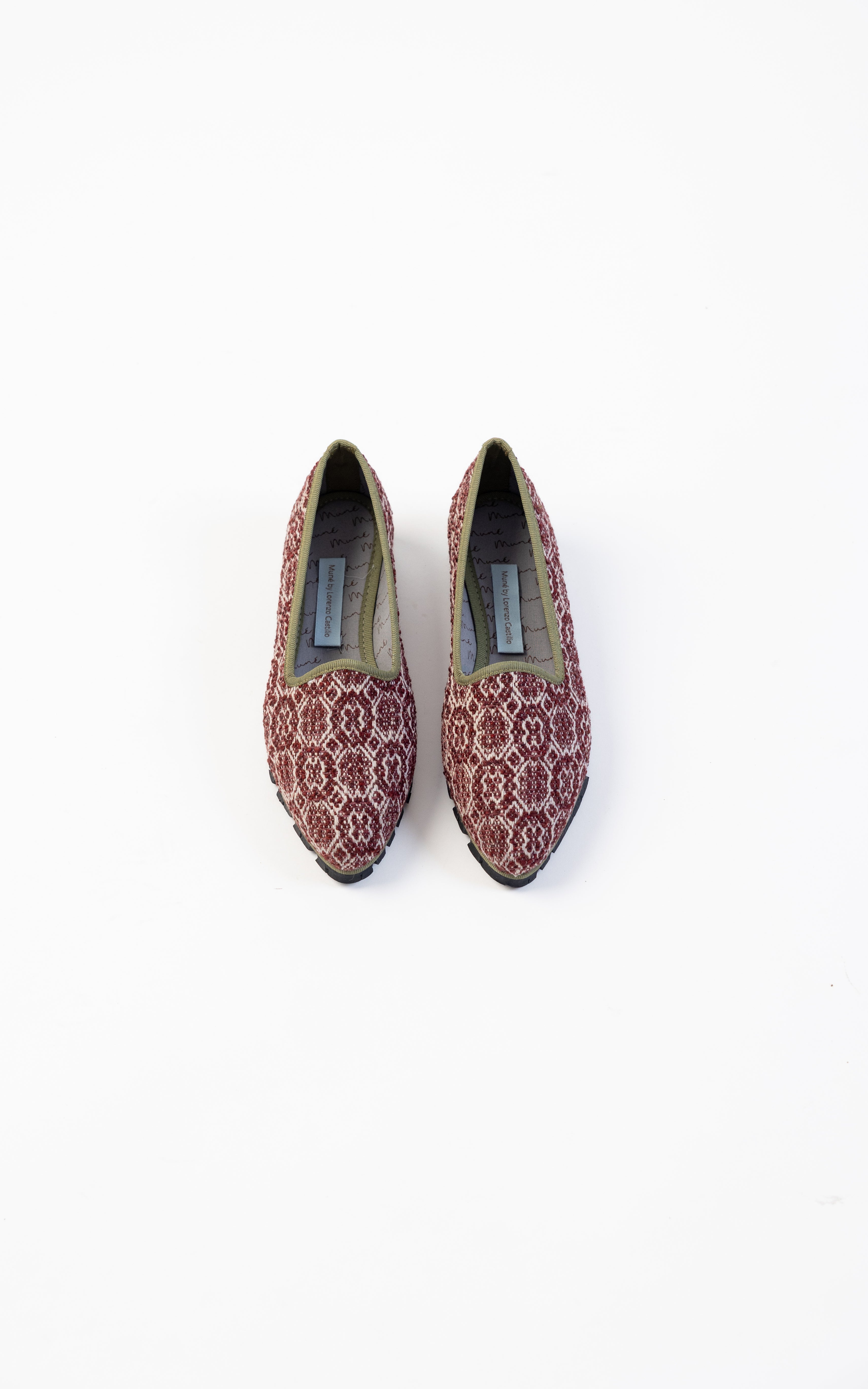 Slippers Maya Plus by Lorenzo Castillo