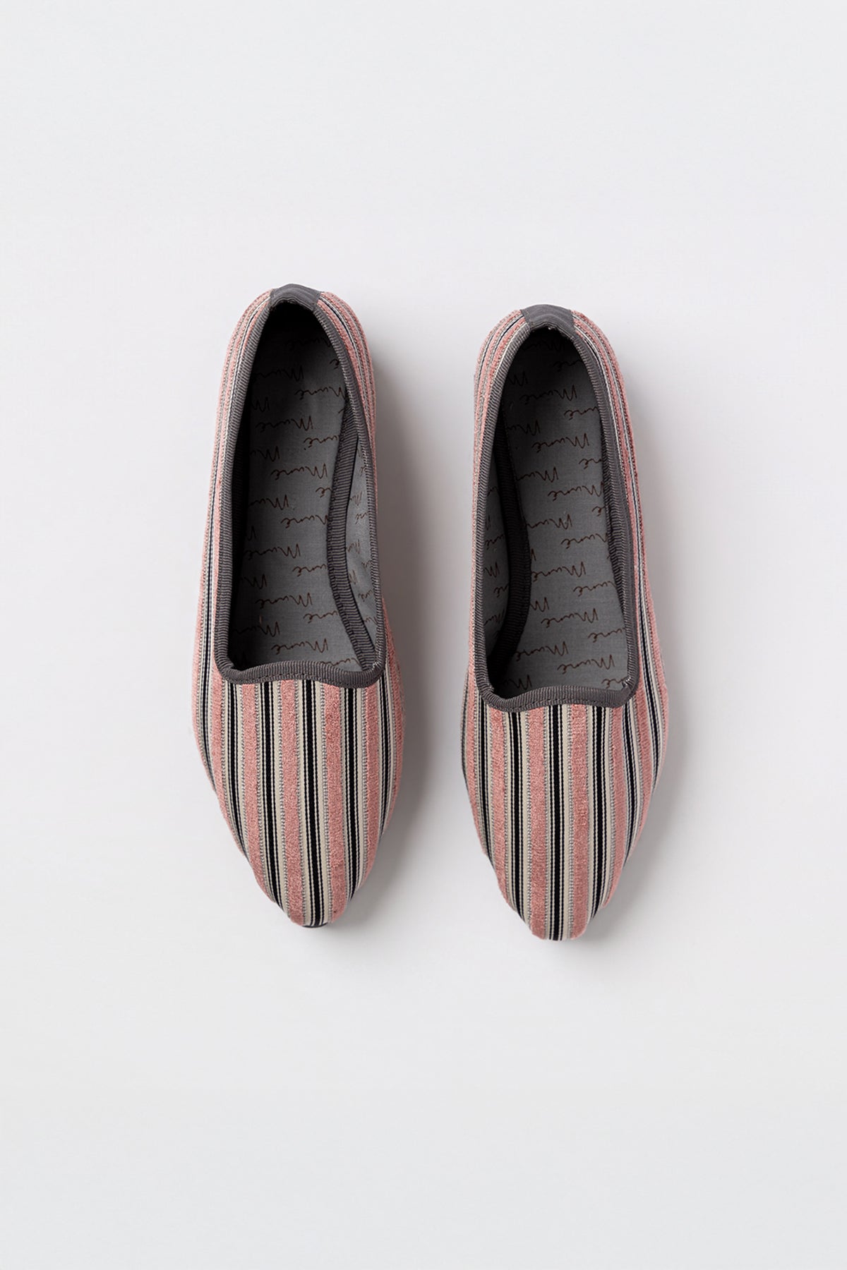 Slippers Clara Plus by Lorenzo Castillo