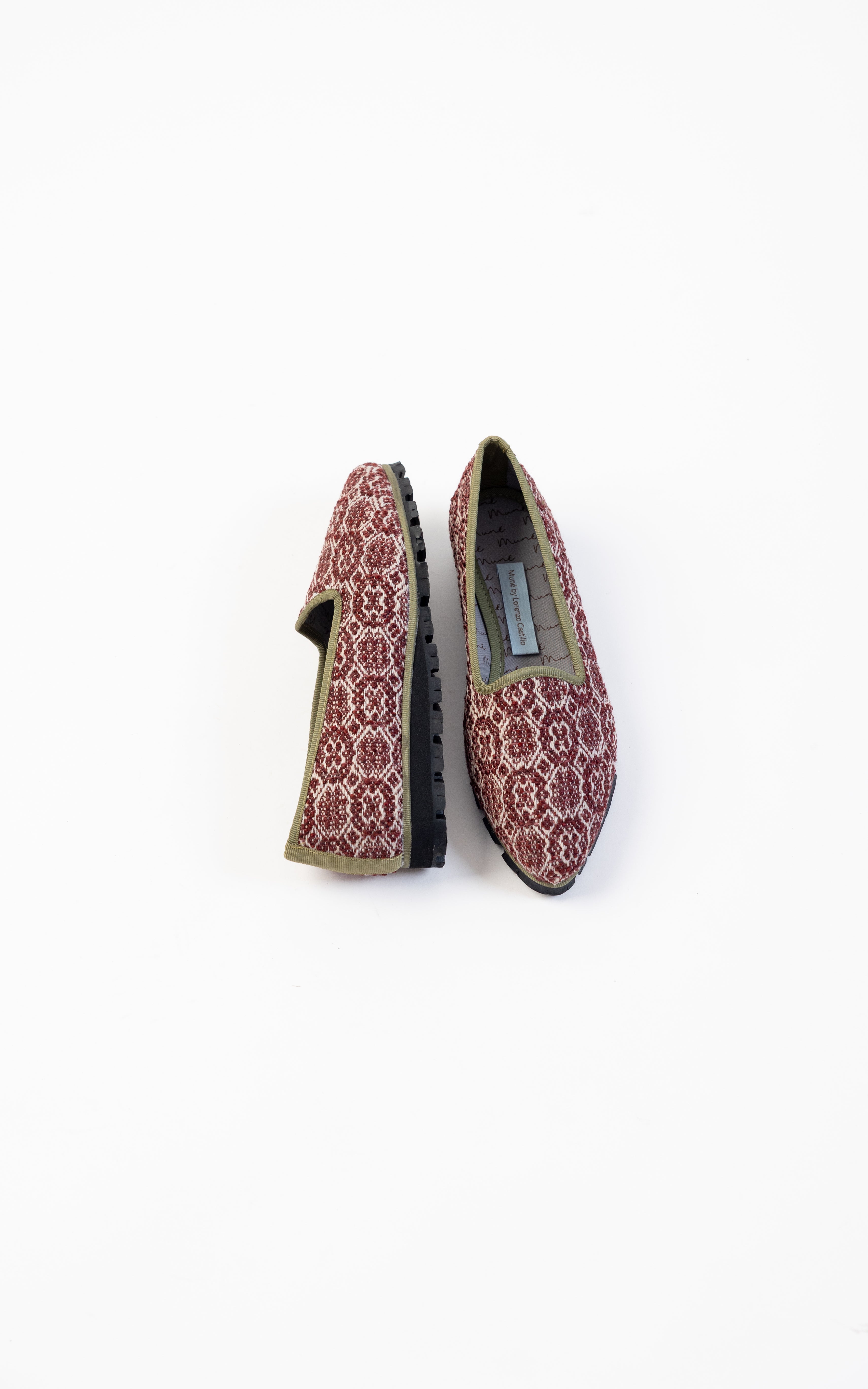 Slippers Maya Plus by Lorenzo Castillo