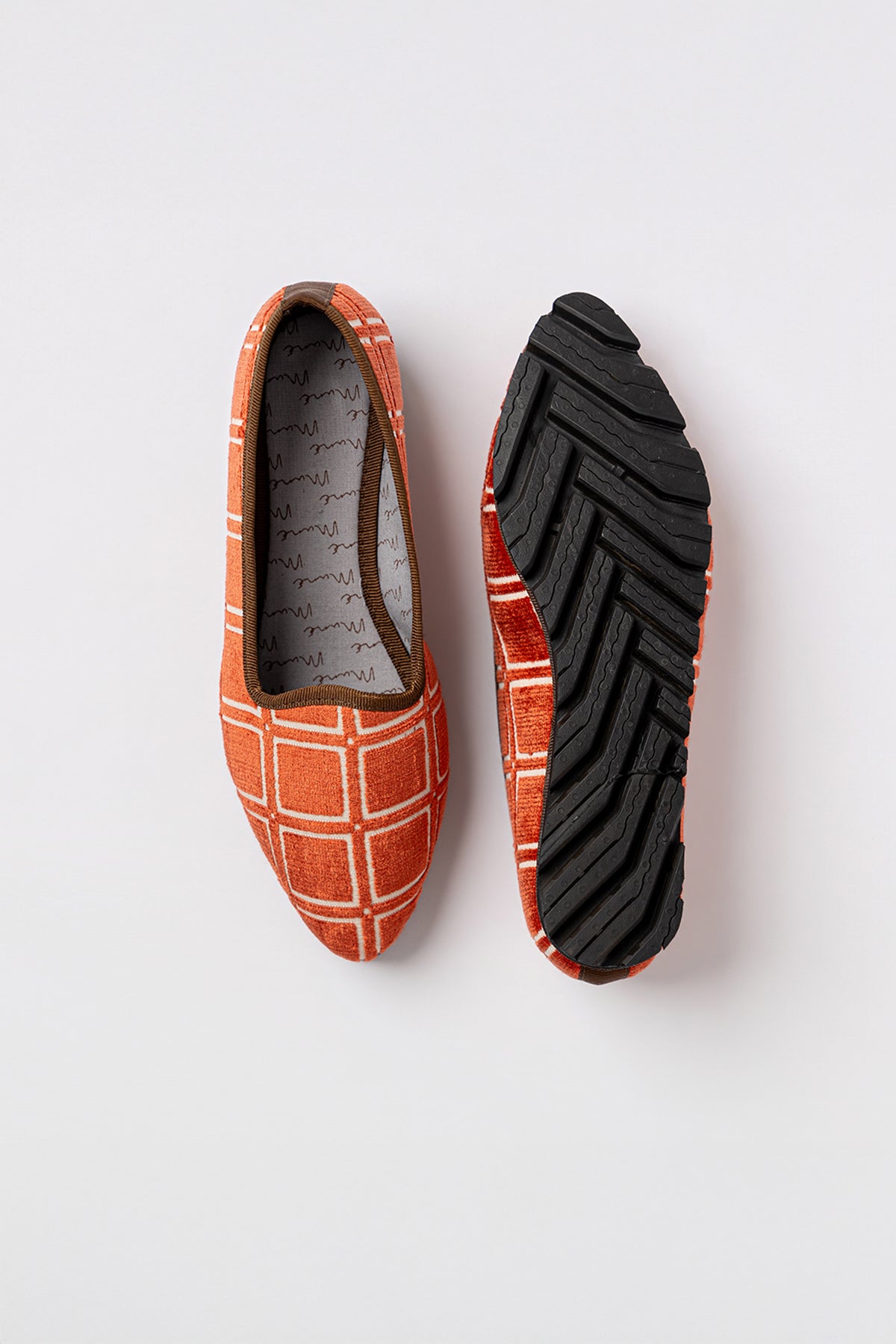 Slippers Pepa Plus by Lorenzo Castillo