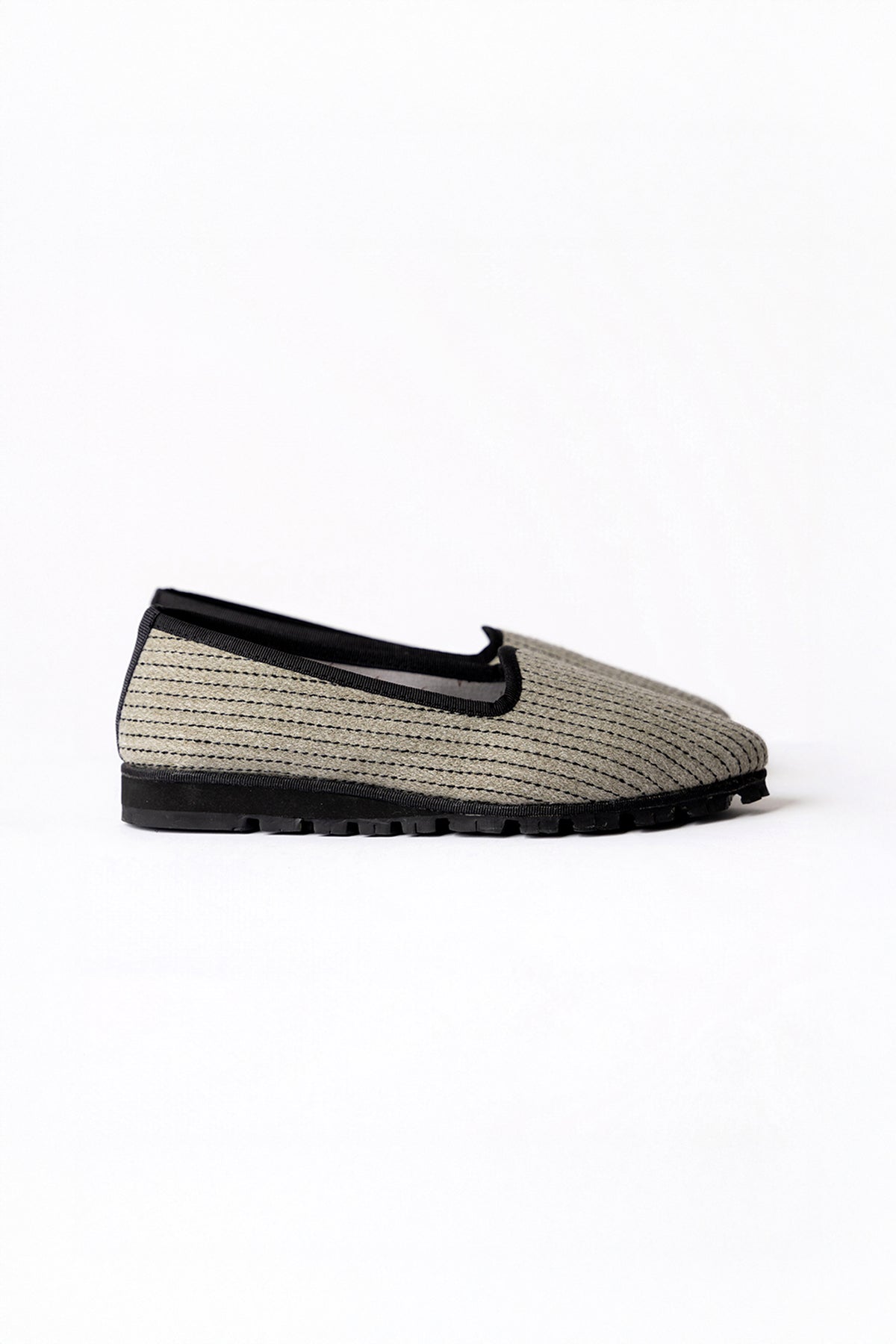 Diplomatic Slippers Grey Plus